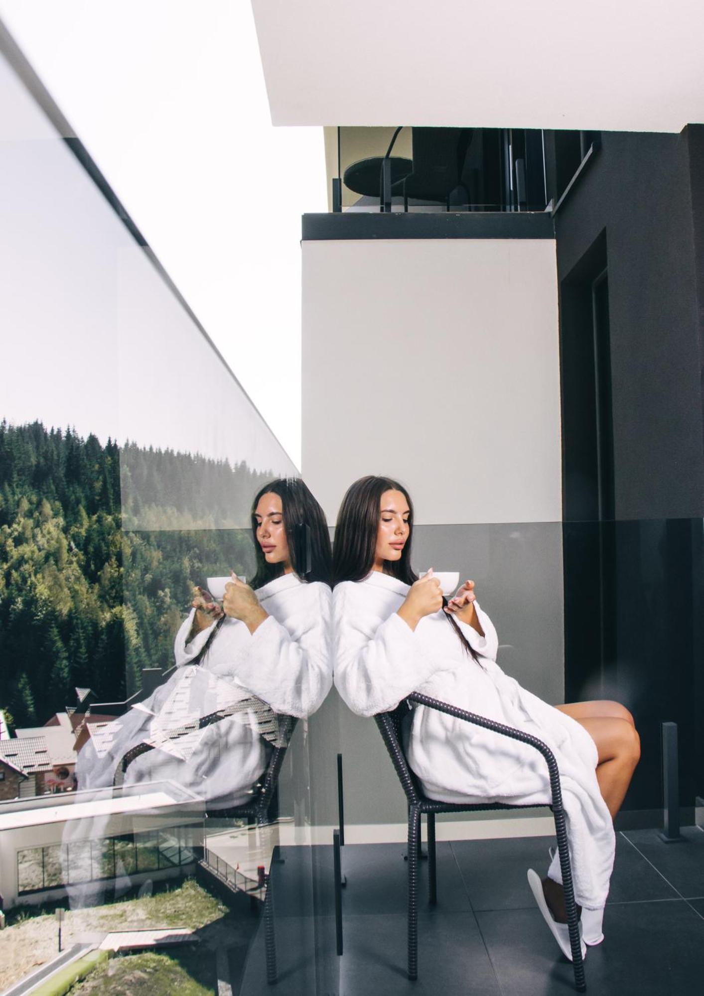 Rest&Ski Spa Resort Bukovel Exterior photo